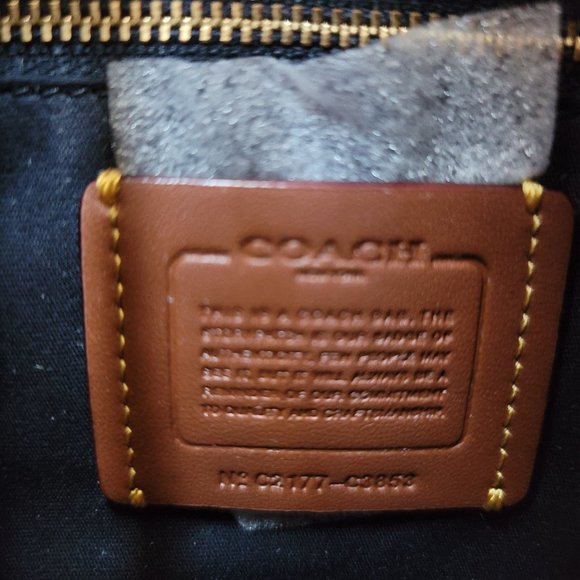 COACH Field Bucket Bag in Signature Jacquard & Leather–Navy Midnight Navy ⭐ - Picture 15 of 16